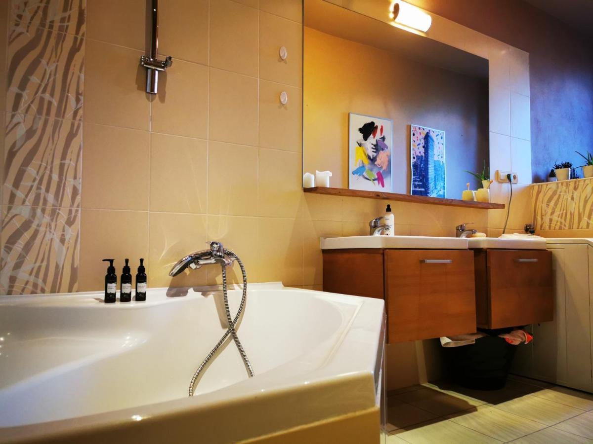 Falcon Apartment Trnava Extérieur photo